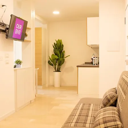 アパート Bordox Nuovi E Luminosi Presso La Stazione E Il Centro Storico ウーディネ