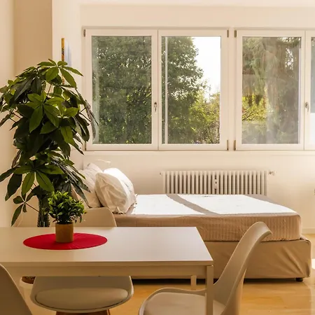 Bordox Nuovi E Luminosi Presso La Stazione E Il Centro Storico * Udine