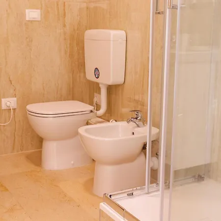 Bordox Nuovi E Luminosi Presso La Stazione E Il Centro Storico Apartman *