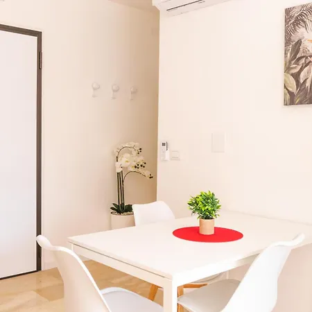 Bordox Nuovi E Luminosi Presso La Stazione E Il Centro Storico *