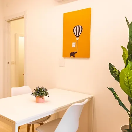 Bordox Nuovi E Luminosi Presso La Stazione E Il Centro Storico アパート *